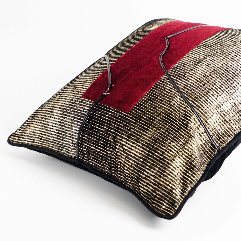 Vỏ Gối Tựa Lưng Trang Trí Tông Đen Cao Cấp