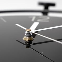 Đồng Hồ Treo Tường Tối Giản Minimalist Phối Vòng Kim Loại