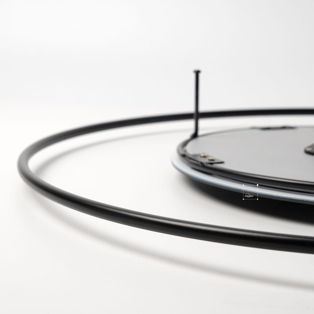 Đồng Hồ Treo Tường Tối Giản Minimalist Phối Vòng Kim Loại