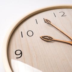 Đồng Hồ Treo Tường Gỗ Phong Cách Bắc Âu Hình Lá