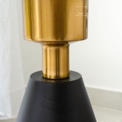 Bàn Trà Side Table Bàn Nhỏ Góc Phòng Đá Phối Kim Loại Phong Cách Ý Đá Kiểu Xòe Đen