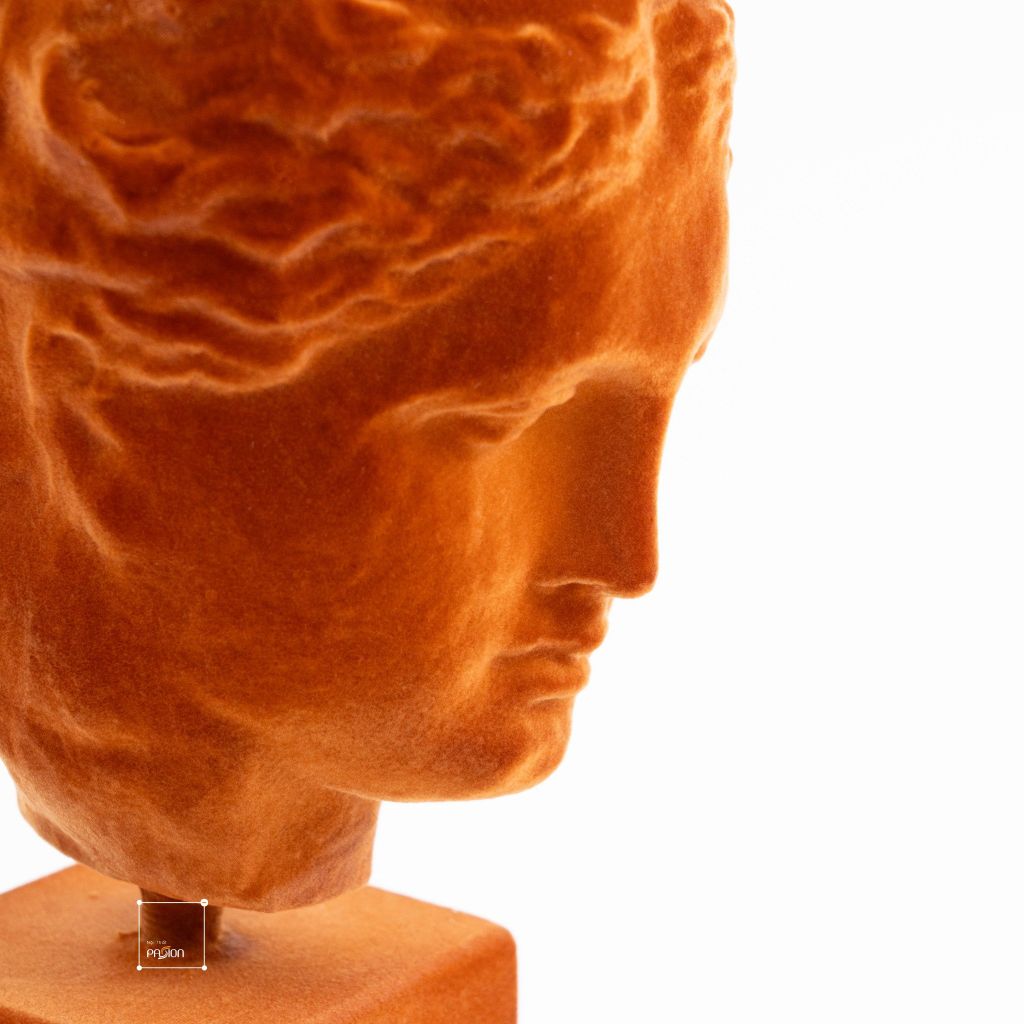 Tượng Trang Trí Nhựa Phủ Nhung Nữ Thần Venus