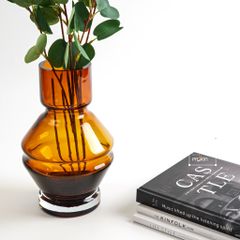 Bình Thủy Tinh Nâu Dày Hình Trụ Bầu Nhọn