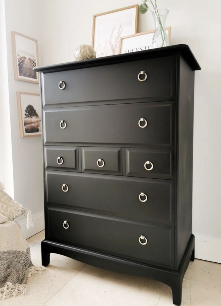 Tủ Đứng Nhiều Ngăn Phong Cách Pháp Spray