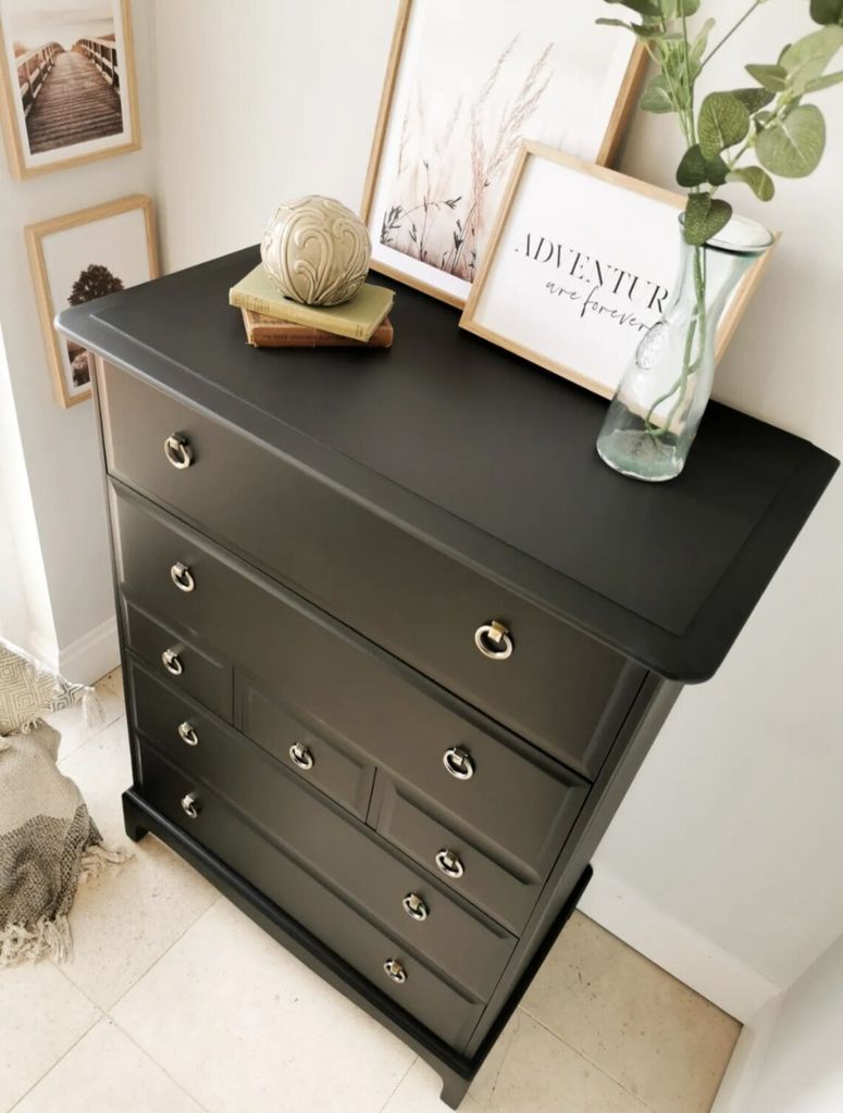 Tủ Đứng Nhiều Ngăn Phong Cách Pháp Spray