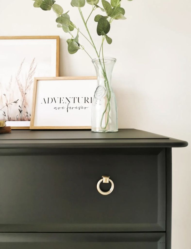 Tủ Đứng Nhiều Ngăn Phong Cách Pháp Spray