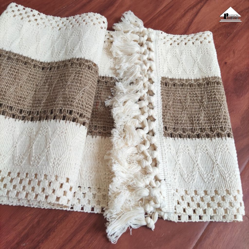 Khăn Trải Bàn Table Runner Tua Rua Đan Len Ma Rốc