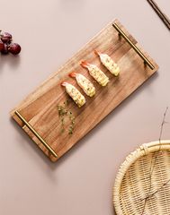 Khay Gỗ Có Tay Cầm Kim Loại Trưng Bày Bánh Và Thức Ăn Bàn Tiệc