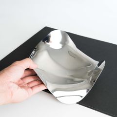 Khay Kim Loại Trang Trí Trái Cây Để Bàn