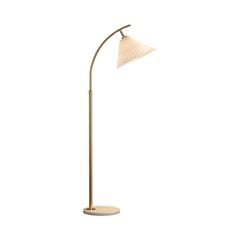 Đèn Sàn Chao Xếp Ply Chân Kim Loại Vàng Sang Trọng