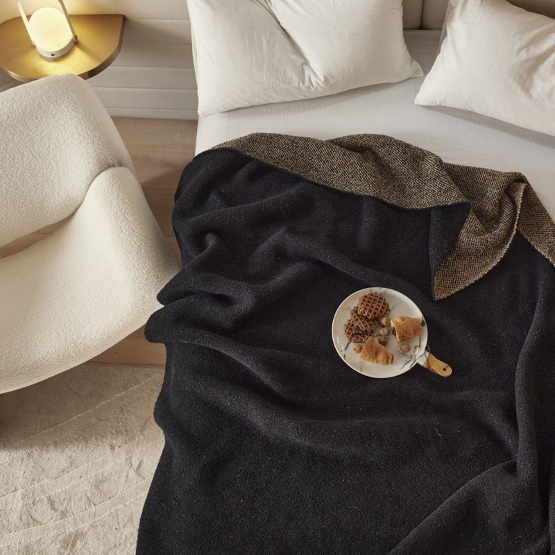 Chăn Len Dệt Kim Phủ Giường Decor Phong Cách Wabi Sabi Sang Trọng