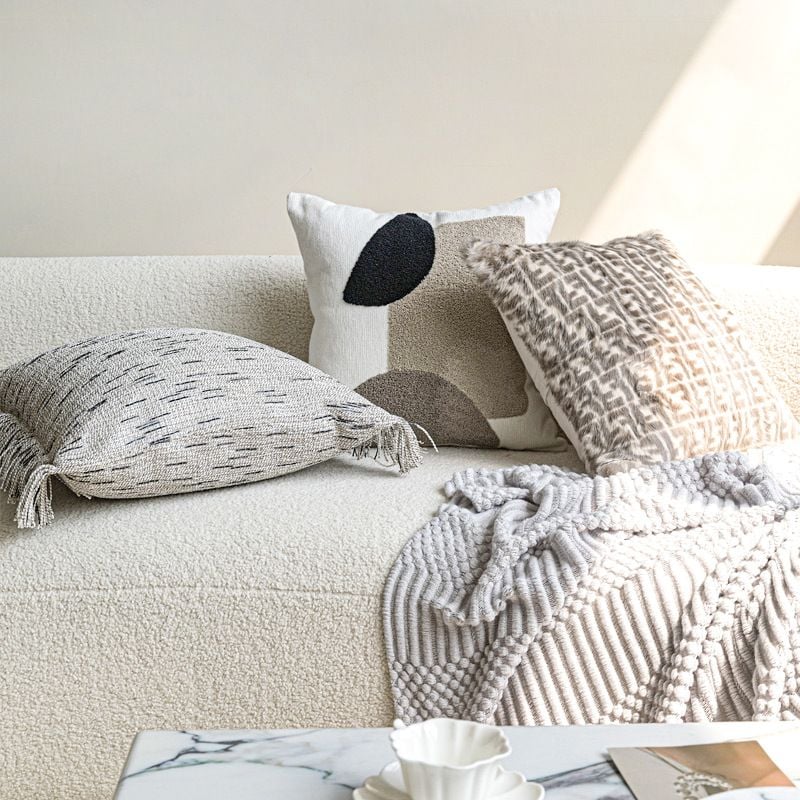 Vỏ Gối Tựa Lưng Sofa Cao Cấp Tông Nâu Tím Sang Trọng
