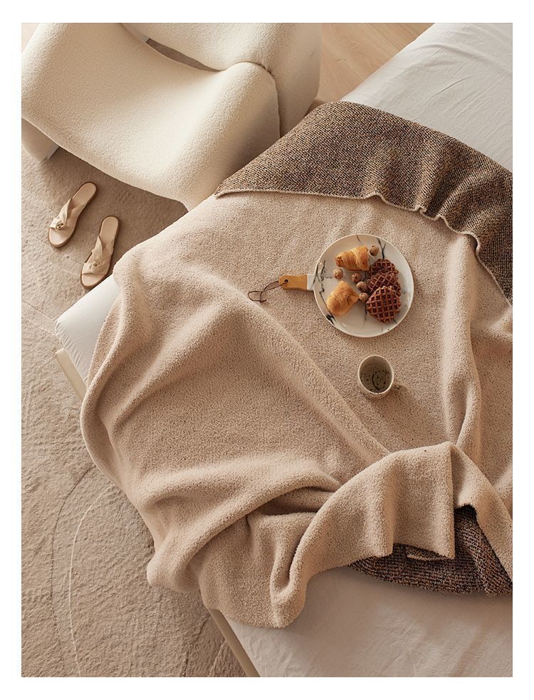 Chăn Len Dệt Kim Phủ Giường Decor Phong Cách Wabi Sabi Sang Trọng