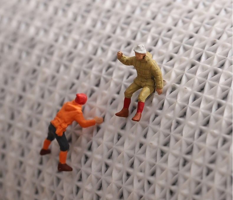 Thảm Sợi Lông Len Họa Tiết Hình Học Nâu Trang Trí Phòng Ngủ