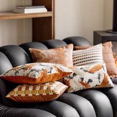 Vỏ Gối Tựa Lưng Jacquard Tông Nâu Sang Trọng