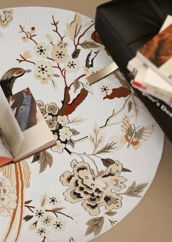 Thảm Tròn Trải Sàn Hình Họa Tiết Chim Và Hoa Nâu Phong Cách Vintage