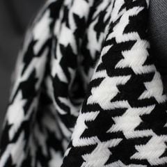 Chăn Phủ Giường Decor Họa Tiết Răng Sói Houndstooth 130x230cm