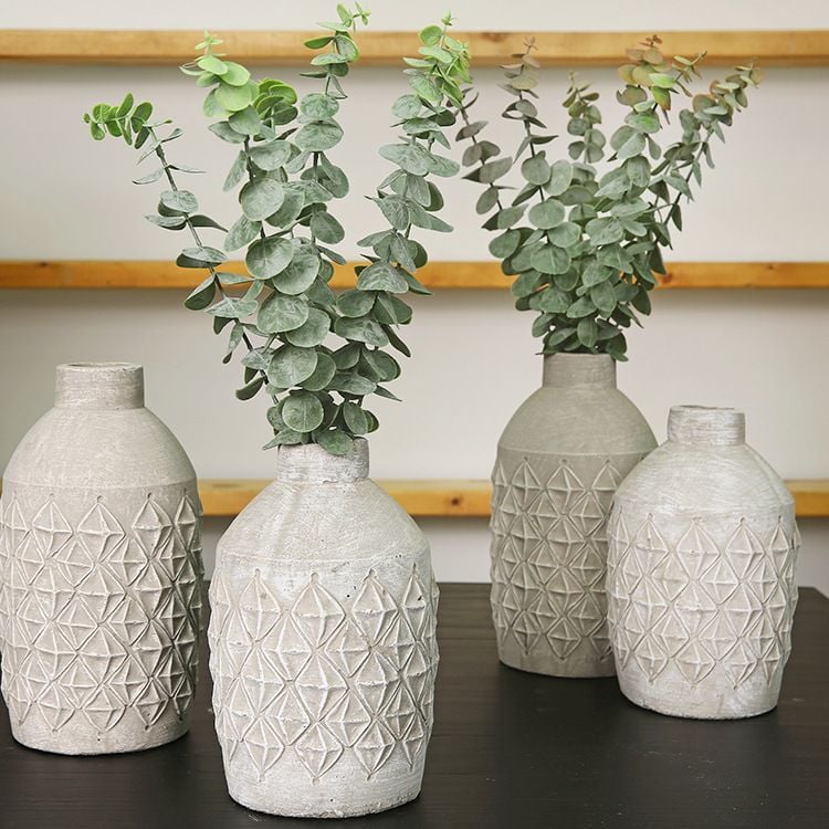 Nhành Cây Bạch Đàn Làm Đạo Cụ Trang Trí