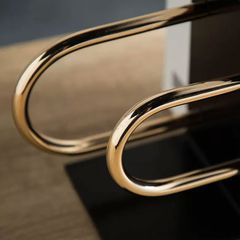 Chặn Sách Décor Hình Kèn Vàng Trang Trí Kệ