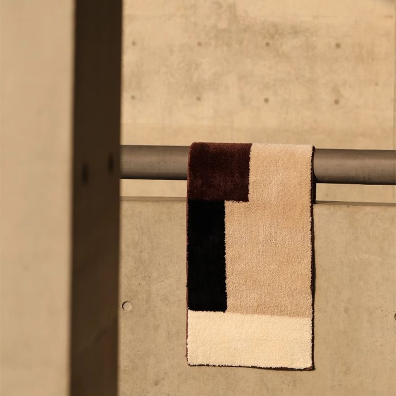 Thảm Sợi Lông Len Họa Tiết Hình Học Nâu Trang Trí Phòng Ngủ