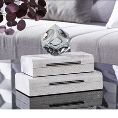 Khối Vuông Pha Lê Để Bàn Trang Trí