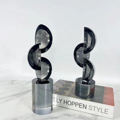 Khối Pha Lê Trang Trí Hình Trụ Tròn Xoắn Hình Học
