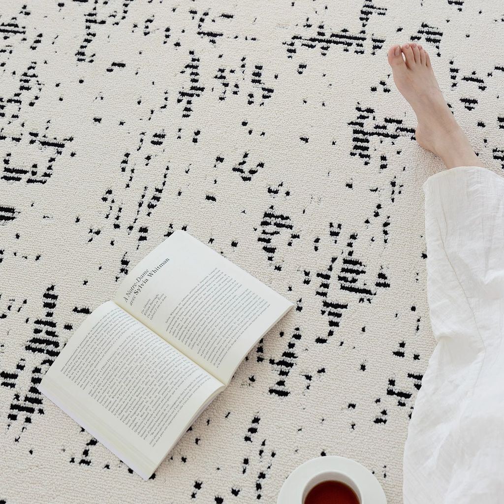 Thảm Trải Sàn Dệt 3D Trắng Điểm Đen Hiện Đại Chống thấm