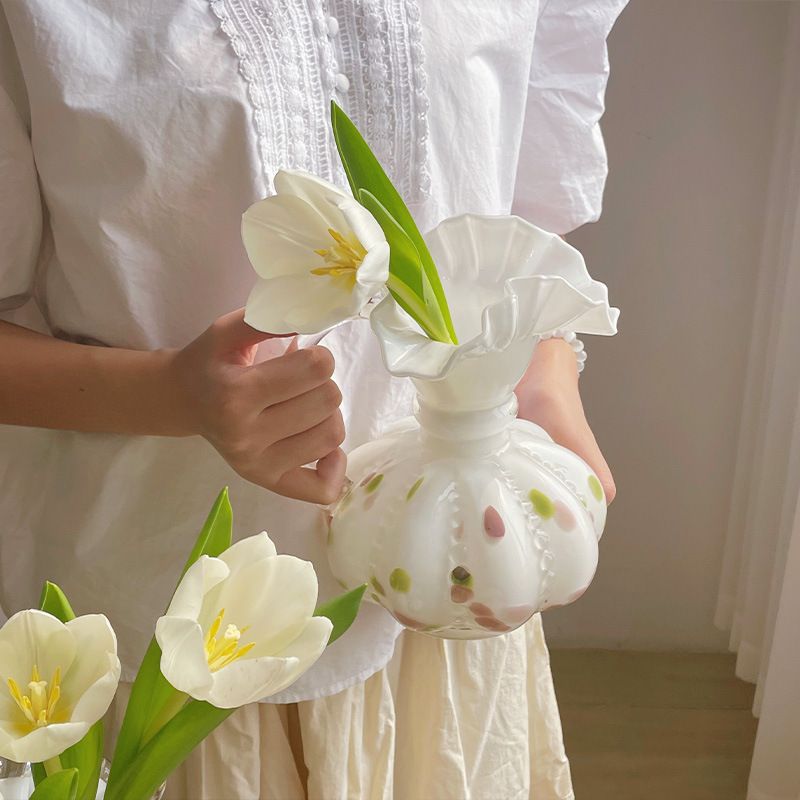 Bình Hoa Thủy Tinh Miệng Nhũ Cánh Hoa Có Quai Tai
