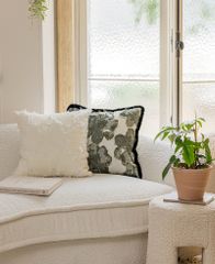 Vỏ Gối Tựa Lưng Phong Cách Bắc Âu Xanh Green Phối Be