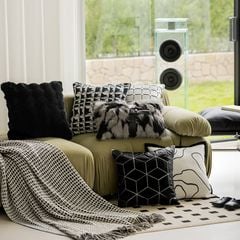 Vỏ Gối Tựa Lưng Trắng Đen Phong Cách Bắc Âu Tối Giản