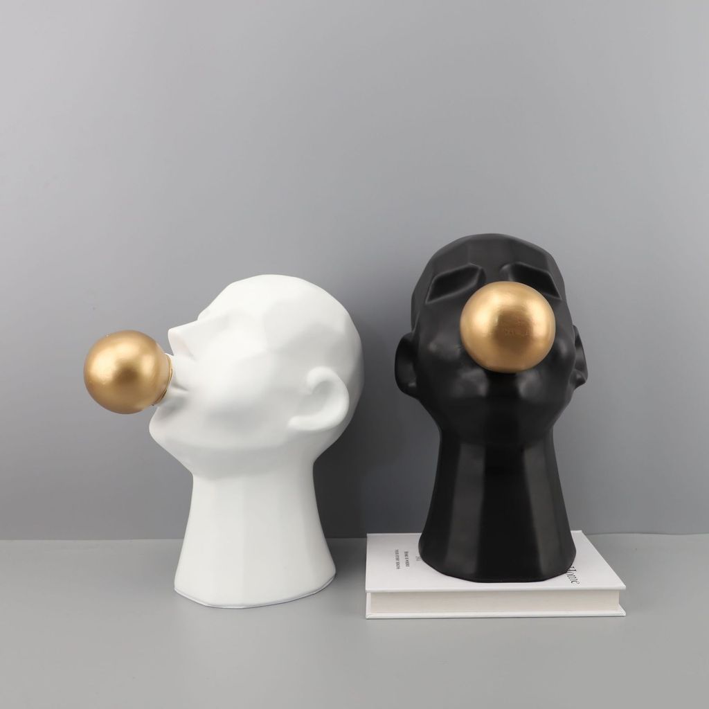 Tượng Decor Hình Cậu Bé Thối Bong Bóng