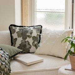 Vỏ Gối Tựa Lưng Phong Cách Bắc Âu Xanh Green Phối Be