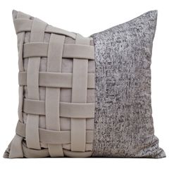 Vỏ Gối Tựa Lưng Sofa Vuông Dệt Thủ Công Cao Cấp Tua Rua Tông Nâu Nhạt