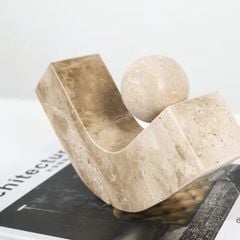 Tượng Décor Phong Cách Wabi Sabi Quả Bóng Tròn Chữ V