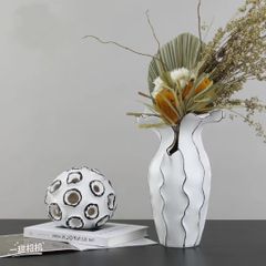Bình Hoa Decor Kiểu Dáng Hoa Huệ Trắng