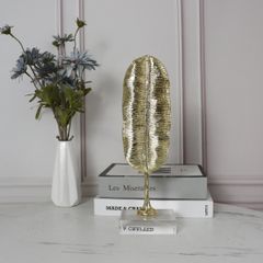 Tượng Trang Trí Chiếc Lá Chuối Ánh Vàng Đế Pha Lê