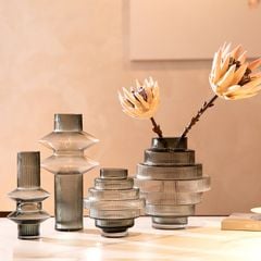 Bình Hoa Thủy Tinh Nâu Phong Cách Tháp Tầng