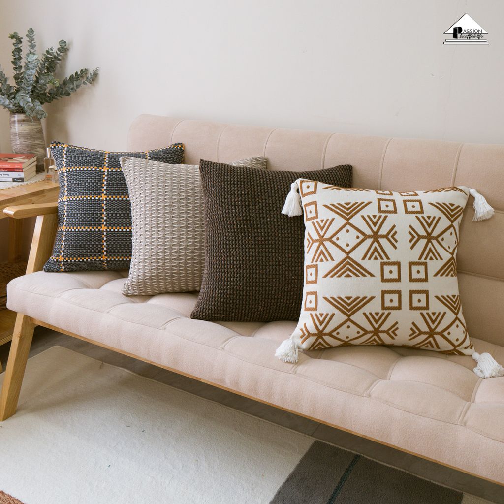 Vỏ Gối Tựa Lưng Sofa Bohemian Tua Rua Đan Len Phối Màu Wabi Sabi