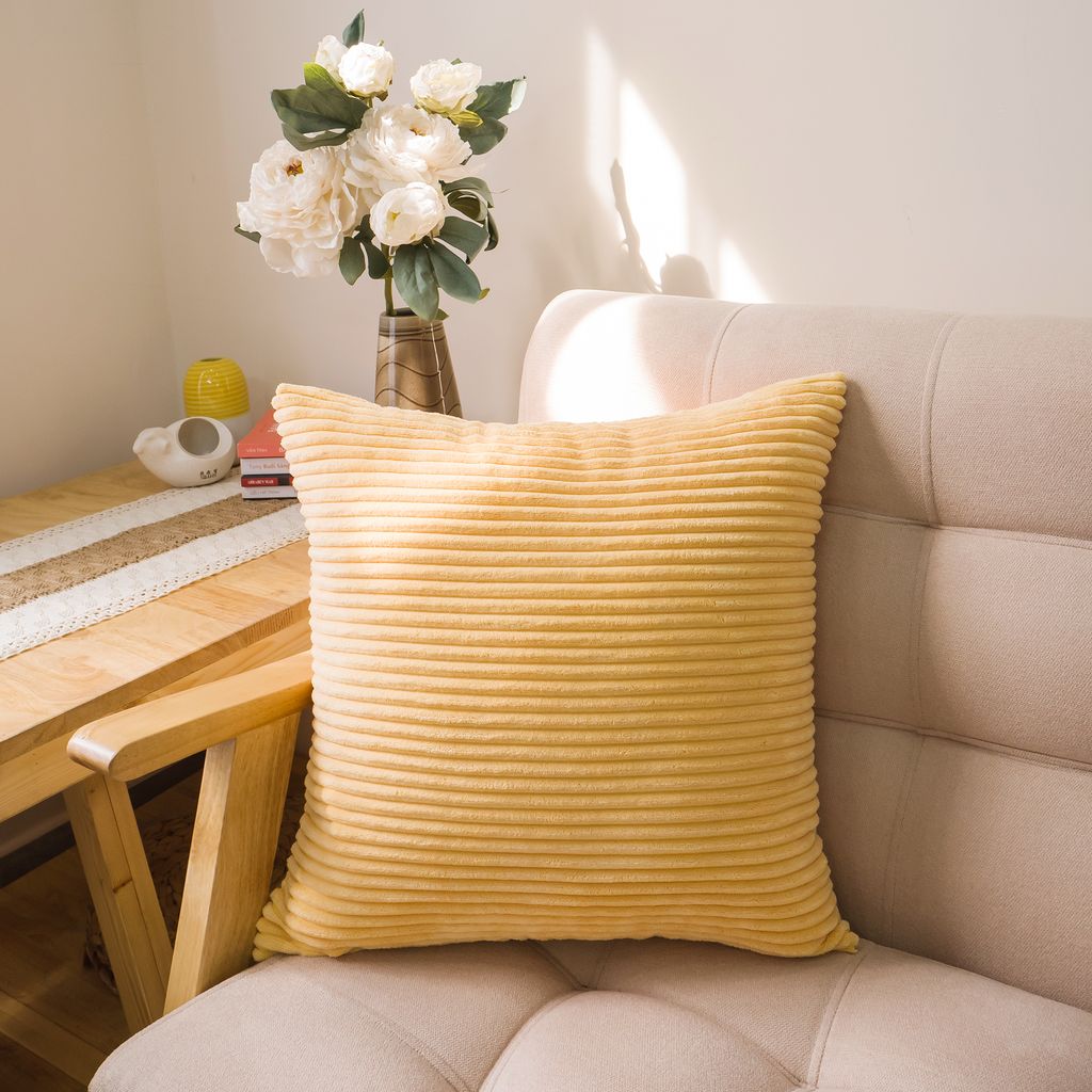 Vỏ Gối Tựa Lưng Nhung Sọc Sang Trọng