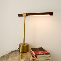 Đèn Bàn Led Thanh Ngang Điều Chỉnh Ánh Sáng Trang Trí Phòng Ngủ Sang Trọng
