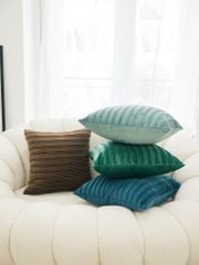 Vỏ Gối Tựa Lưng Dập Ply Nổi Nhung Sọc