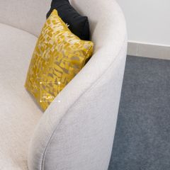 Ghế Sofa Băng Dài Form Gợn Sóng Phối Chân Kim Loại