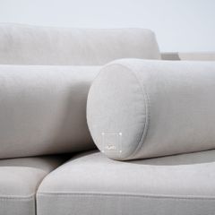 Ghế Sofa Dài Trắng Trơn Lót Đệm Tay Nắm Howard Sofa
