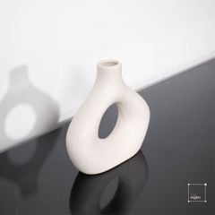 Bình Gốm Sứ Đen Trắng Tạo Dáng Trừu Tượng