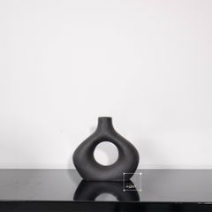 Bình Gốm Sứ Đen Trắng Tạo Dáng Trừu Tượng