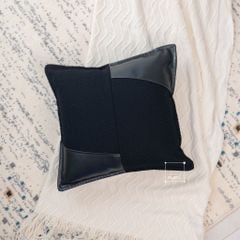 Vỏ Gối Sofa Nhung Đỏ Họa Tiết Gấu Sang Trọng