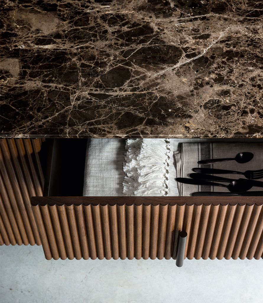 Tủ Sideboard Gỗ Tần Bì Mặt Đá Gardinia