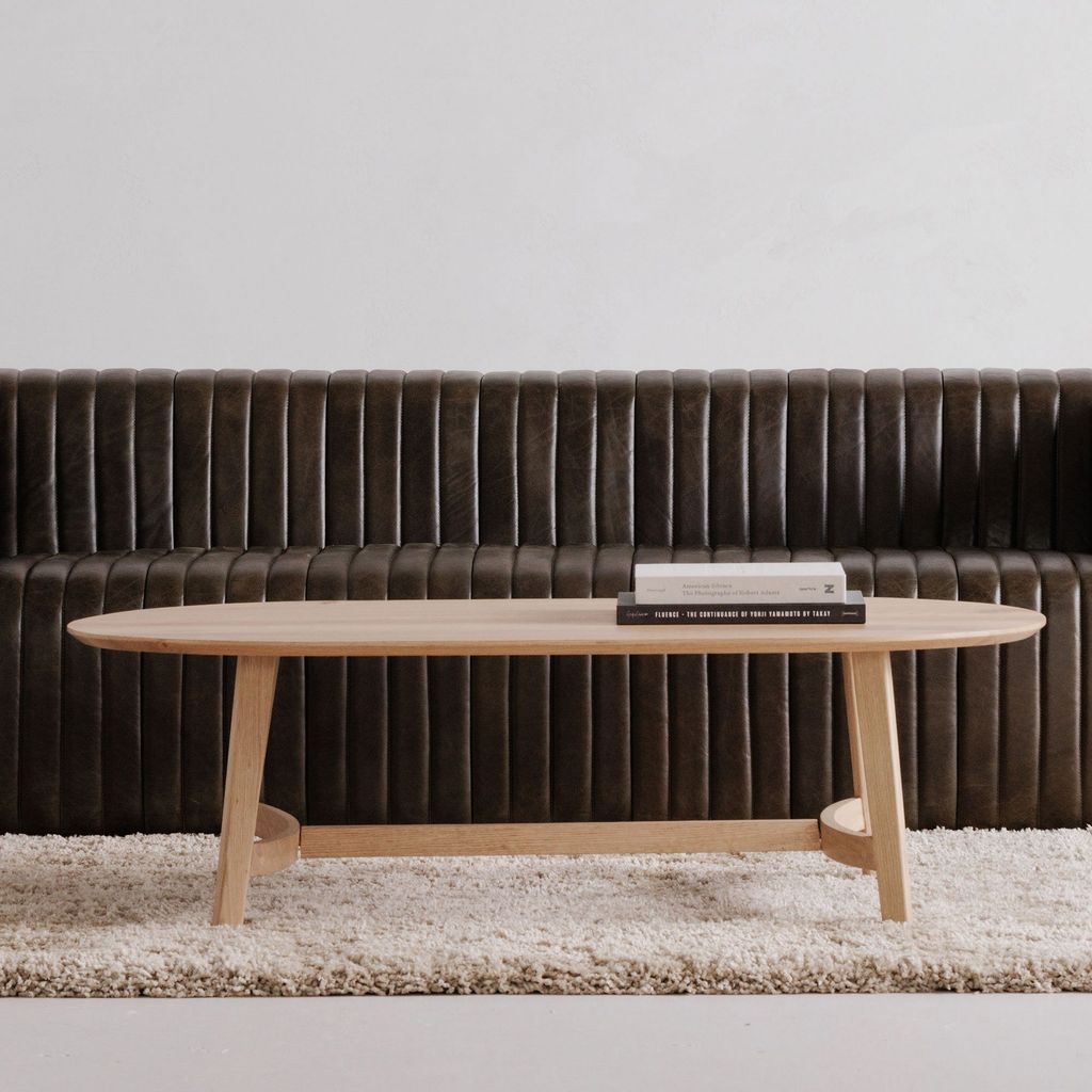 Bàn Trà Gỗ Hình Ovan