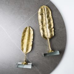 Tượng Trang Trí Chiếc Lá Chuối Ánh Vàng Đế Pha Lê