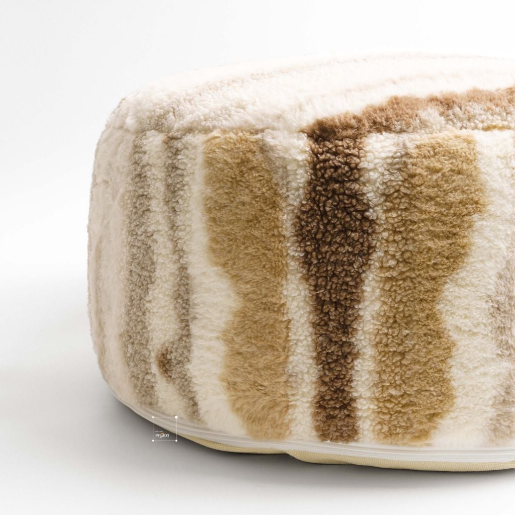 Vỏ Đệm Ngồi Tròn Nhung Gợn Sóng Nâu